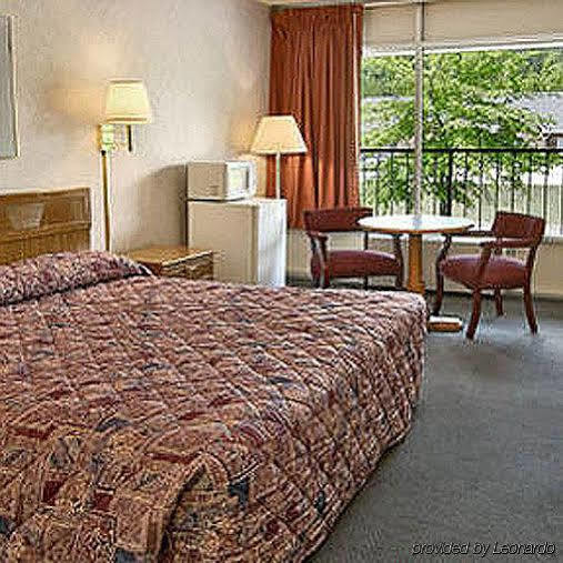 Town And Country Inn Suites Spindale Форест-Сити Экстерьер фото